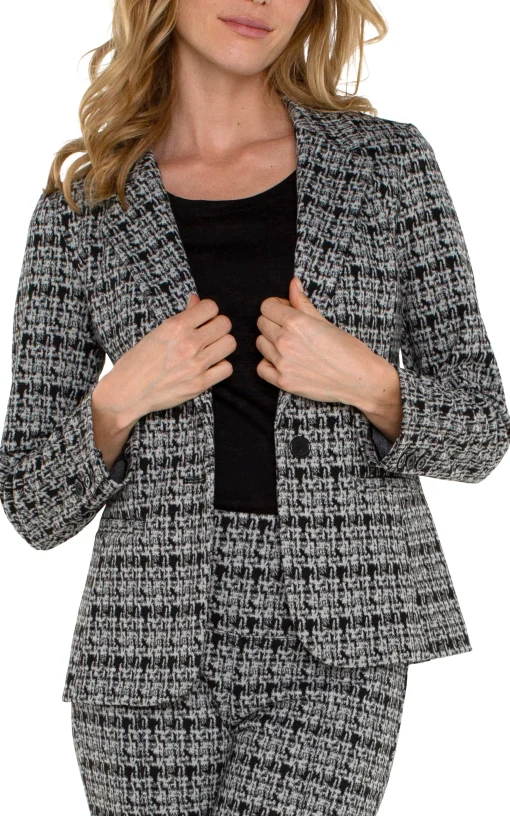 FITTED BLAZER