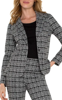 FITTED BLAZER