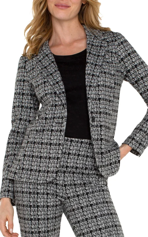 FITTED BLAZER