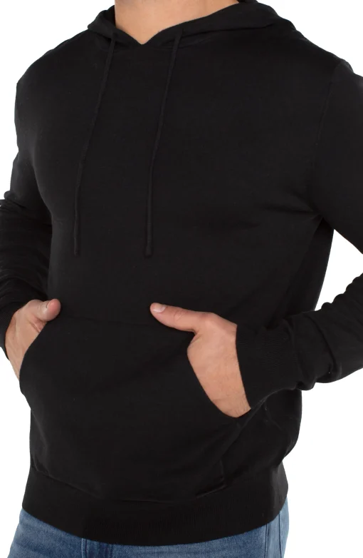 HOODED SWEATER