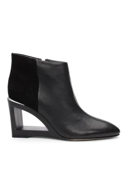 LAX BOOTIE WITH CHOP OUT WEDGE