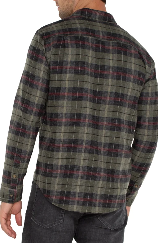 LONG SLEEVE BUTTON UP SHIRT