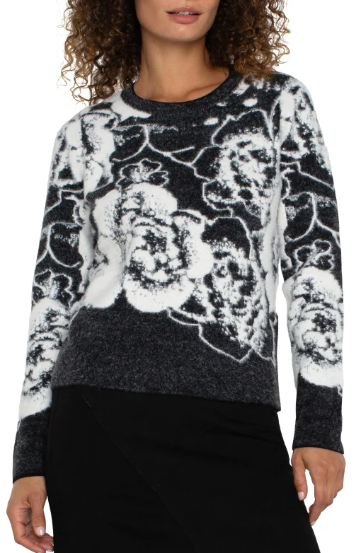 LONG SLEEVE CREW NECK SWEATER