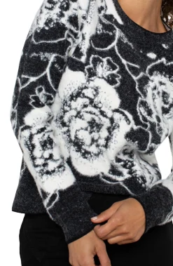 LONG SLEEVE CREW NECK SWEATER