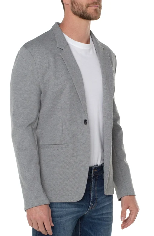 MODERN BLAZER