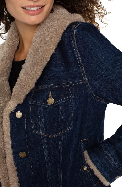 SHERPA COLLAR TRUCKER JACKET