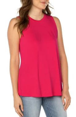 SLEEVELESS SCOOP NECK TANK