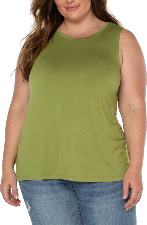 SLEEVELESS SCOOP NECK TANK
