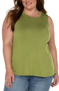 SLEEVELESS SCOOP NECK TANK