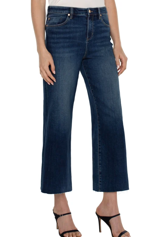 STRIDE HI-RISE WITH CUT HEM