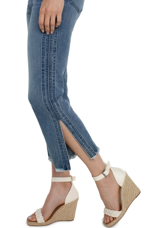 THE GIA GLIDER® CROP ECO FLARE